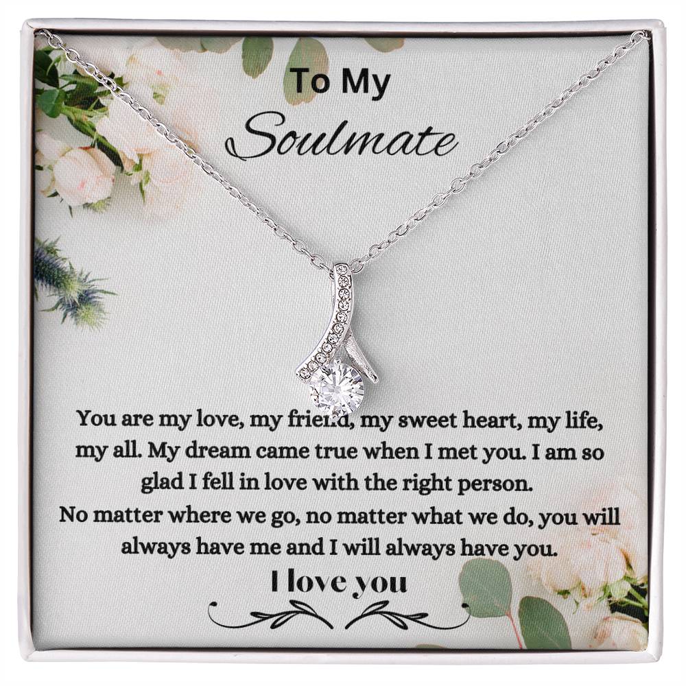 Alluring Beauty Necklace (Yellow & White Gold Variants)