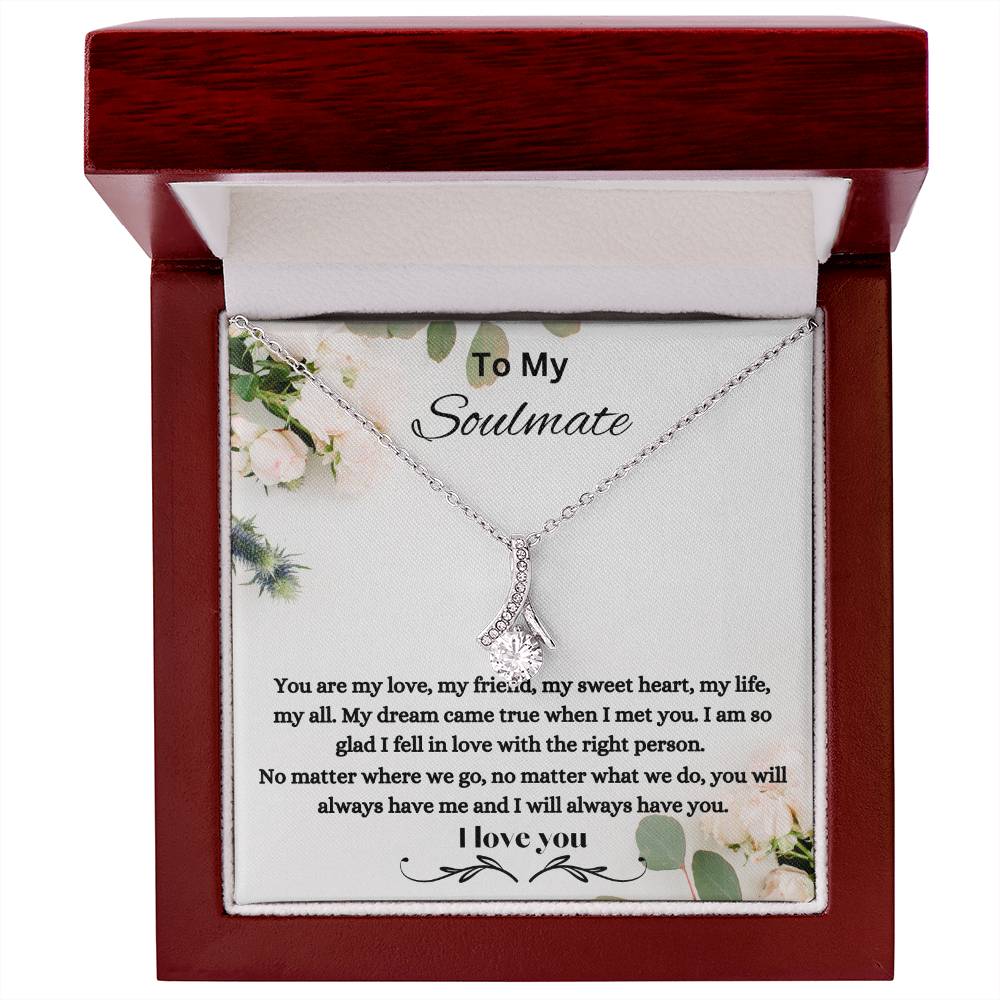 Alluring Beauty Necklace (Yellow & White Gold Variants)
