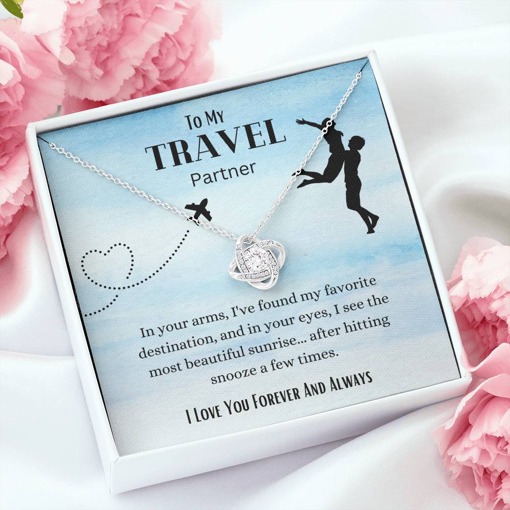 To y Travel Partner Love Knot Necklac